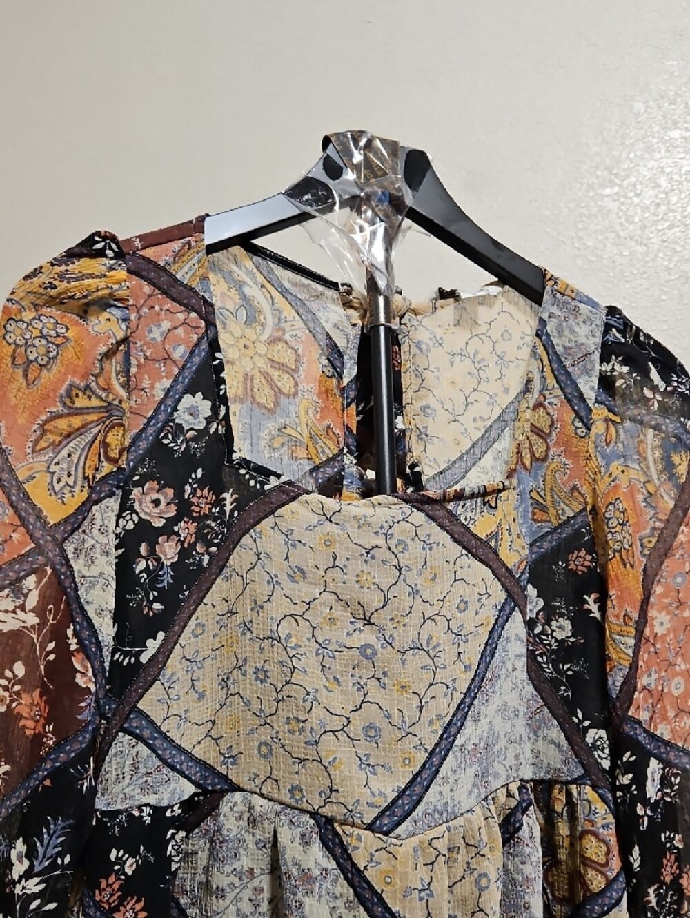 American Eagle Outfitters Multicolor Patchwork Floral Peasant Top - Picture 2 of 9